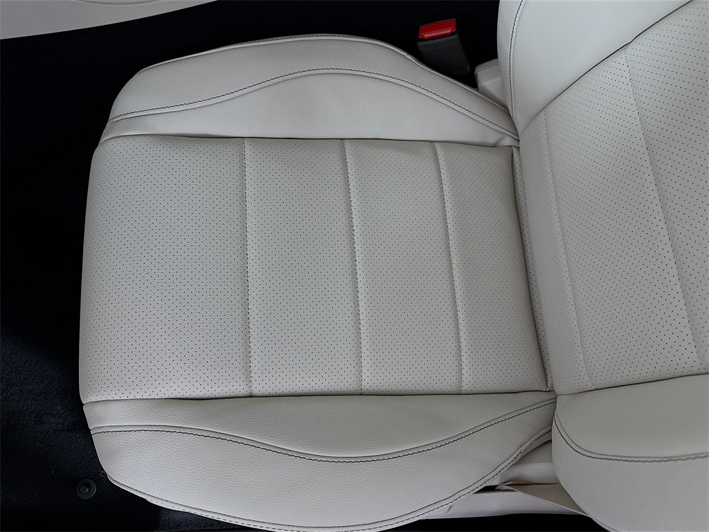2026 Mercedes Benz GLE 450 4MATIC photo 18