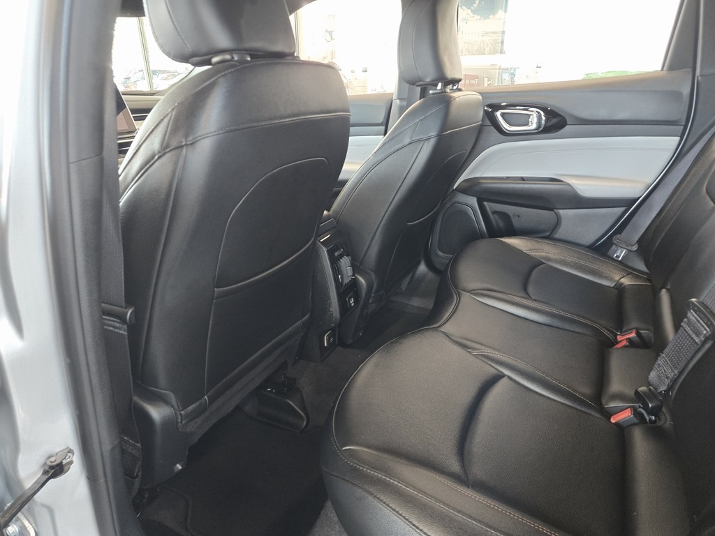 2024 Jeep Compass Limited photo 15