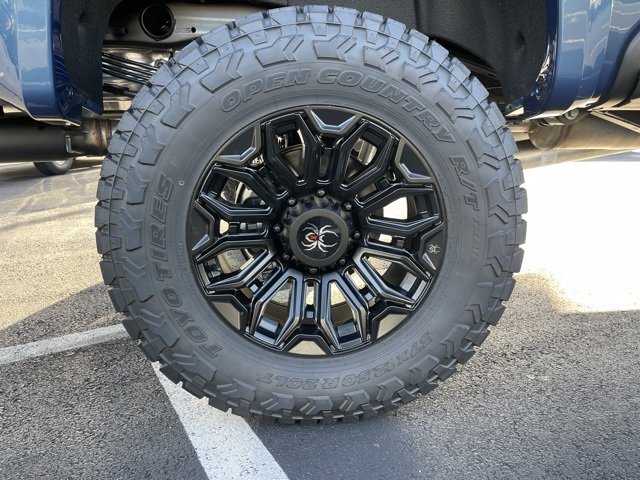2025 Chevrolet Silverado 2500HD LTZ photo 11