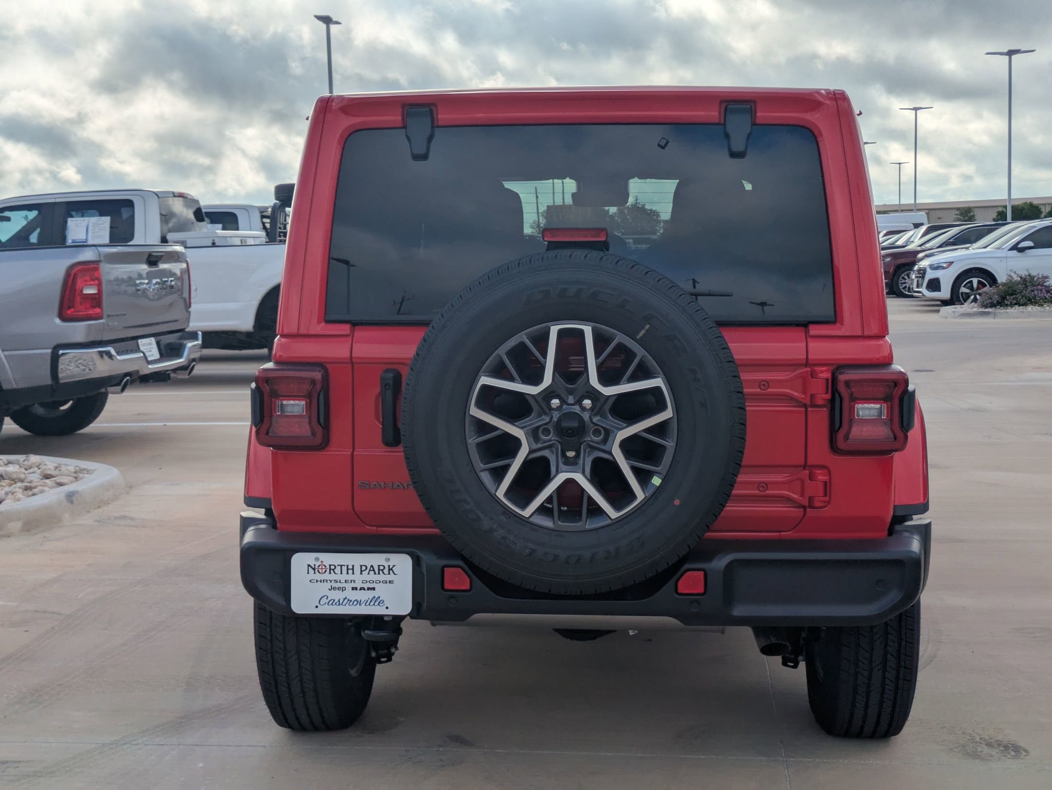 2025 Jeep Wrangler Unlimited Rubicon High Tide photo 4
