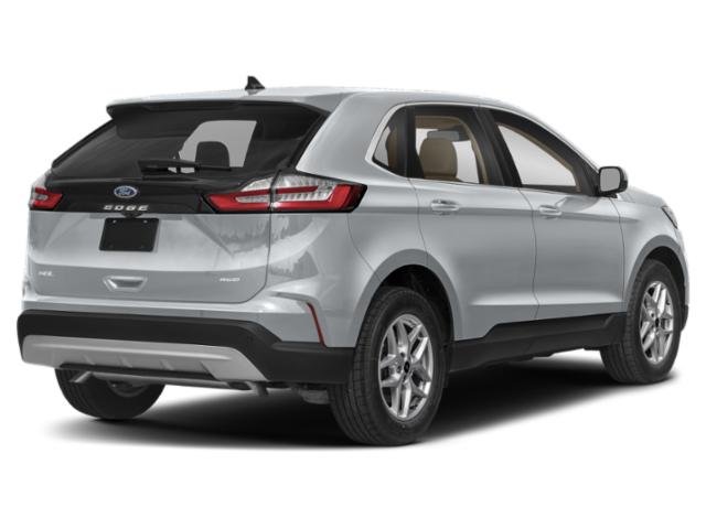 2024 Ford Edge SEL photo 2