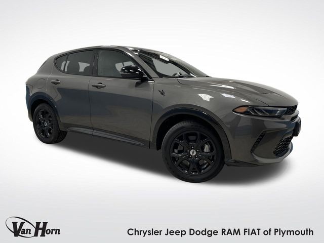 PRE-OWNED 2024 DODGE HORNET R/T PLUS