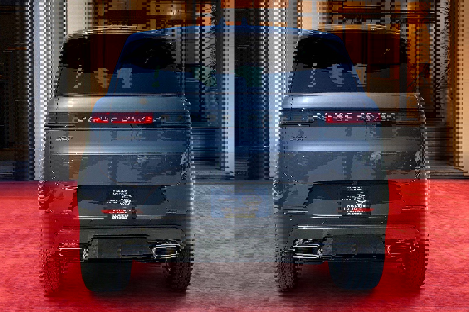 2025 Land Rover Range Rover Sport SE photo 3