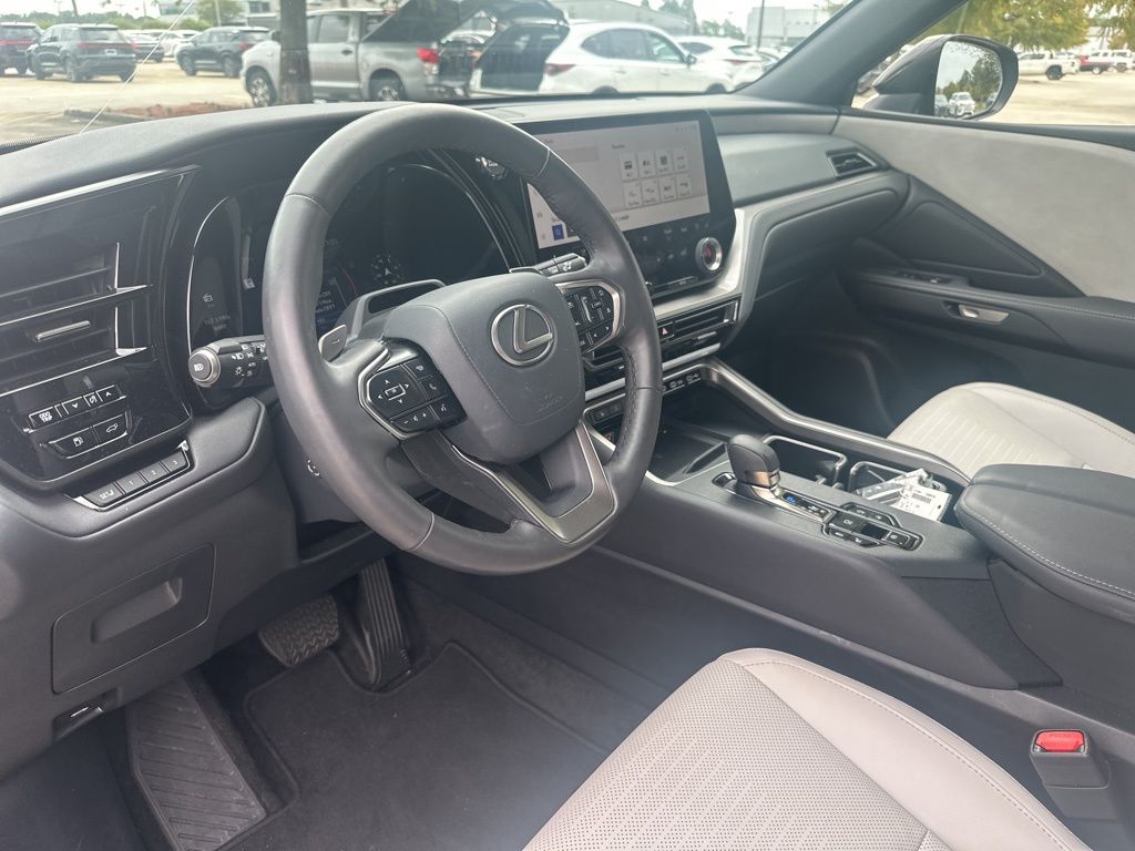 2024 Lexus TX 350 Premium photo 2