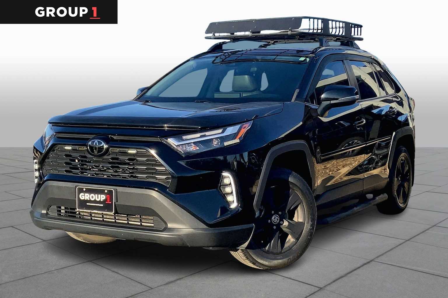 2022 Toyota RAV4 XLE's photo