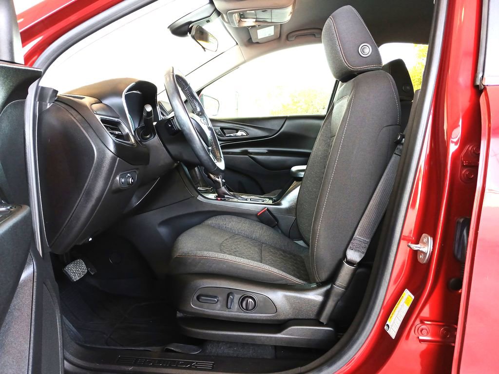 2022 Chevrolet Equinox LT photo 20