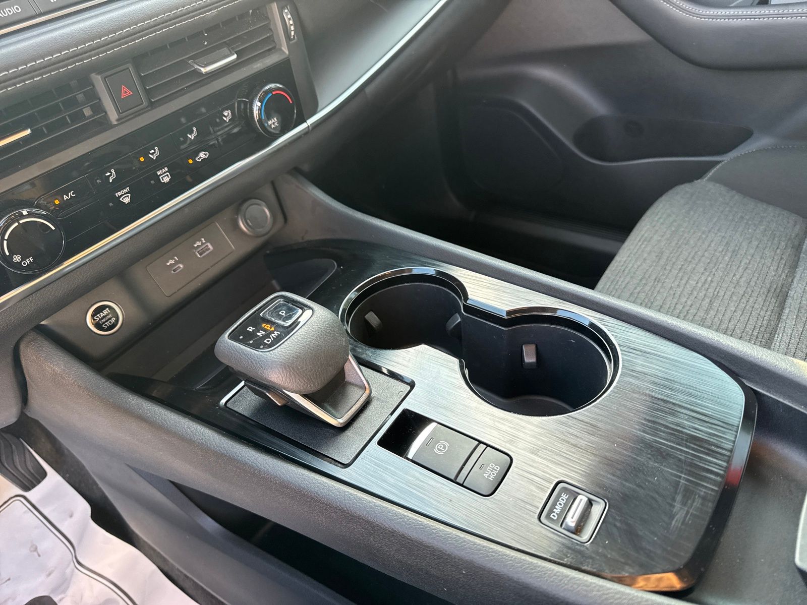 2021 Nissan Rogue S photo 19