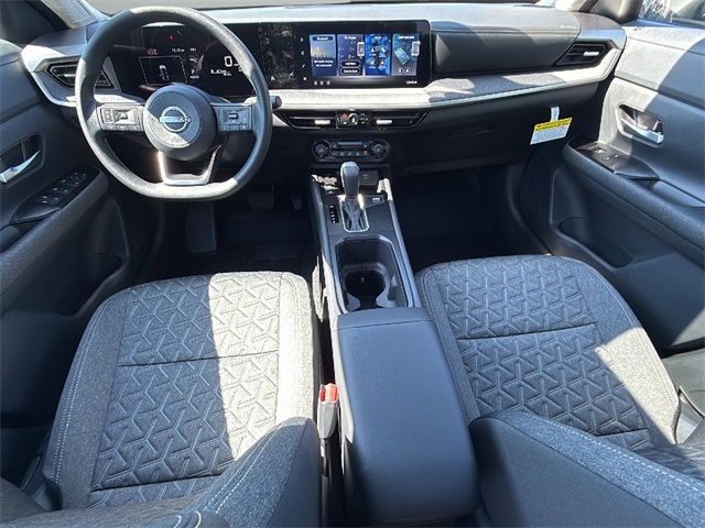 2026 Nissan Kicks SV photo 14