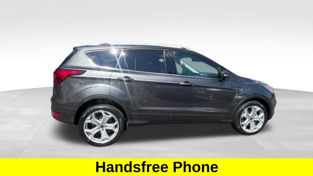 2019 Ford Escape Titanium photo 5