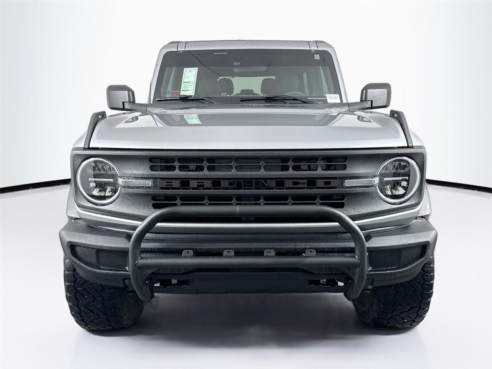 2022 Ford Bronco Base photo 3
