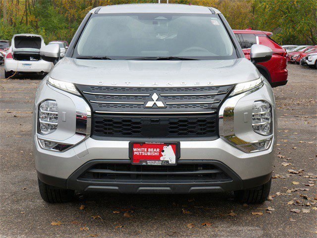 Used 2022 Mitsubishi Outlander ES with VIN JA4J4TA86NZ083560 for sale in White Bear Lake, Minnesota