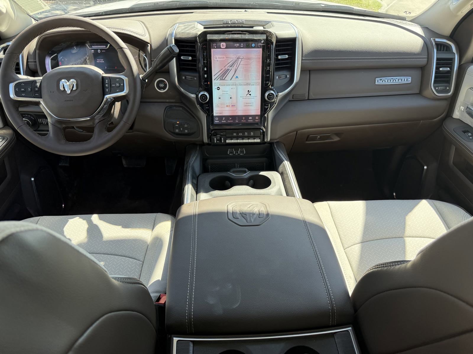 2025 Ram 2500 Laramie photo 8
