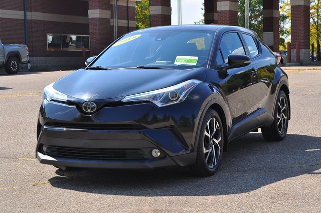 2018 Toyota C-HR XLE Premium photo 7