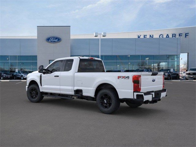 2024 Ford F-350 XL photo 4