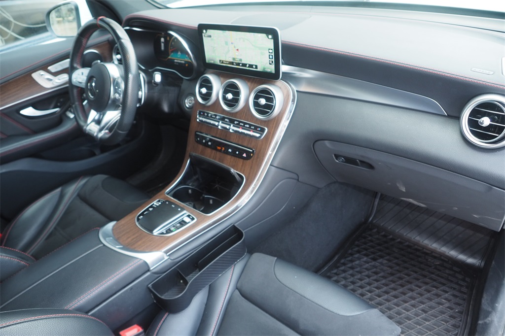 2022 Mercedes Benz GLC 43 photo 22