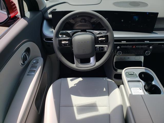 2026 Hyundai Ioniq SEL photo 15