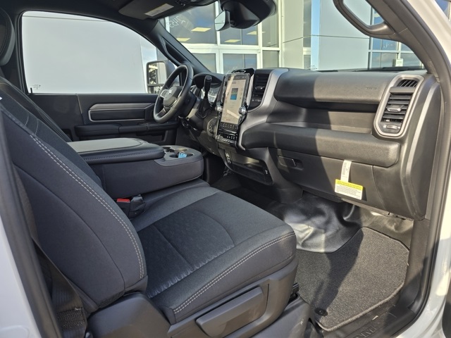 2026 Ram 2500 Tradesman photo 23