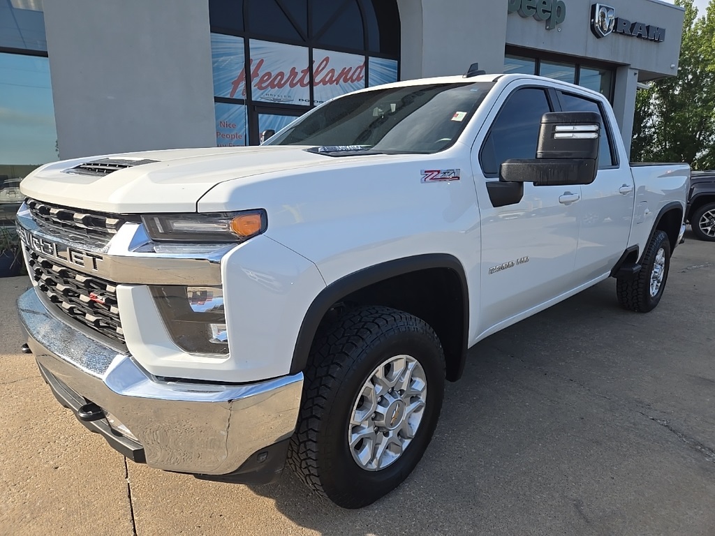 Used 2023 Chevrolet Silverado 2500HD LT with VIN 1GC1YNEY8PF186662 for sale in Kansas City