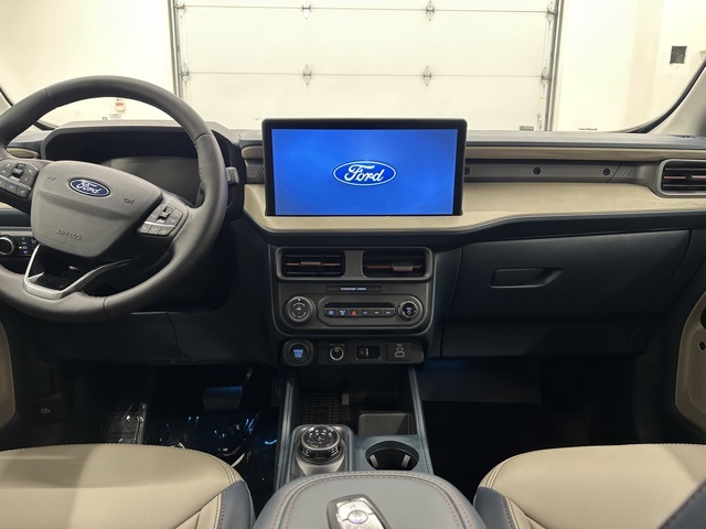 2025 Ford Maverick Lariat photo 11