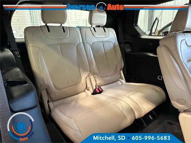 2023 Jeep Grand Cherokee Limited photo 25