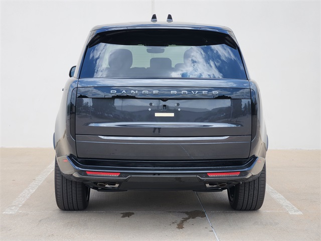 2025 Land Rover Range Rover SE photo 6