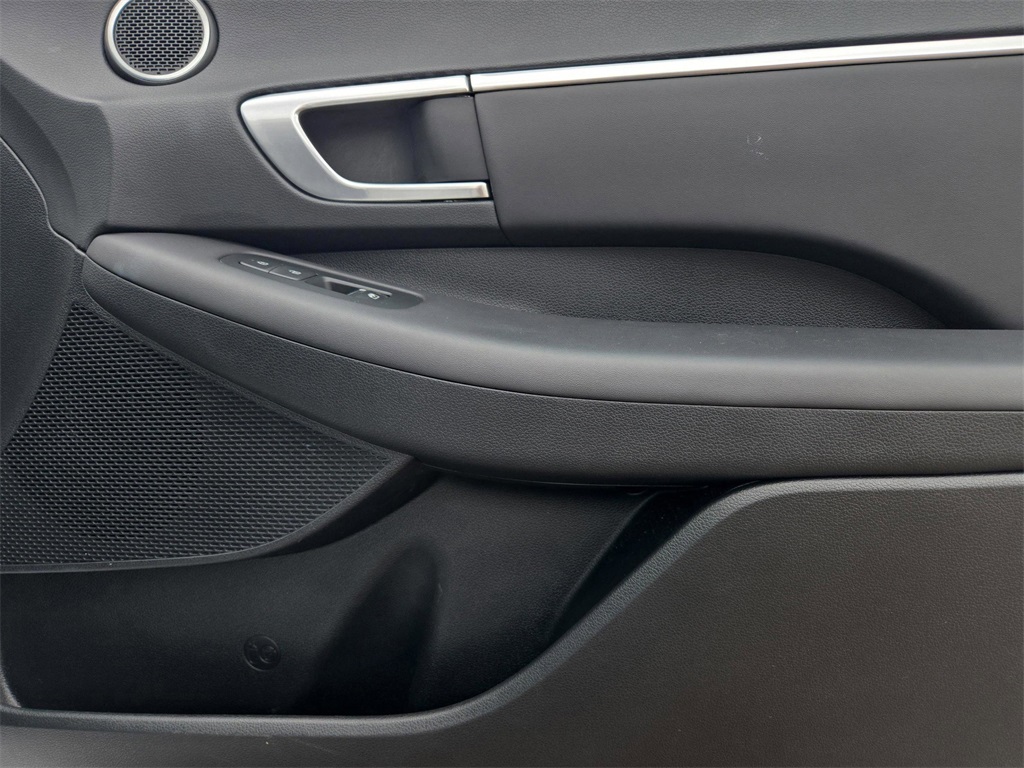 2022 Hyundai Sonata SEL photo 33