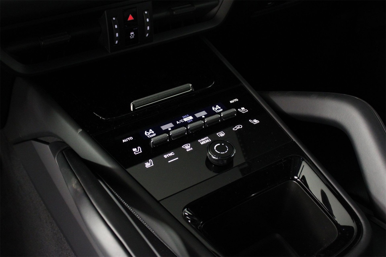2025 Porsche Cayenne S photo 14