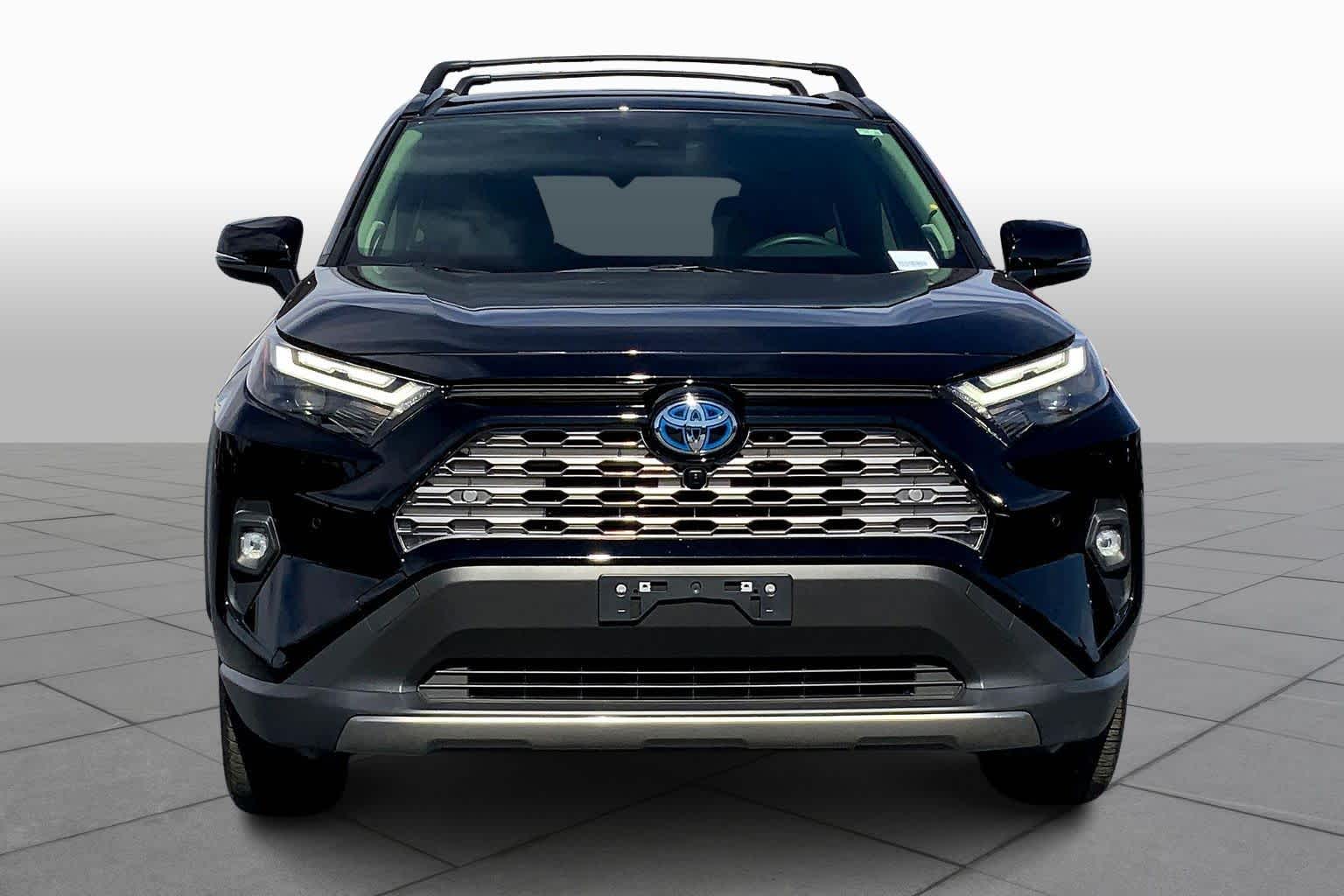 2024 Toyota RAV4 Hybrid Limited photo 3