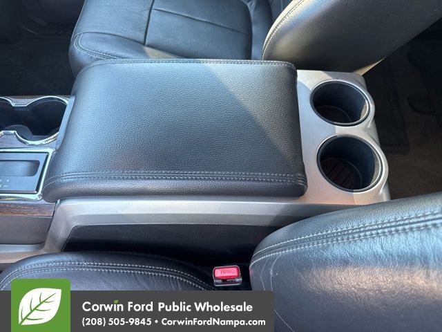 2013 Ford F-150 Lariat photo 30