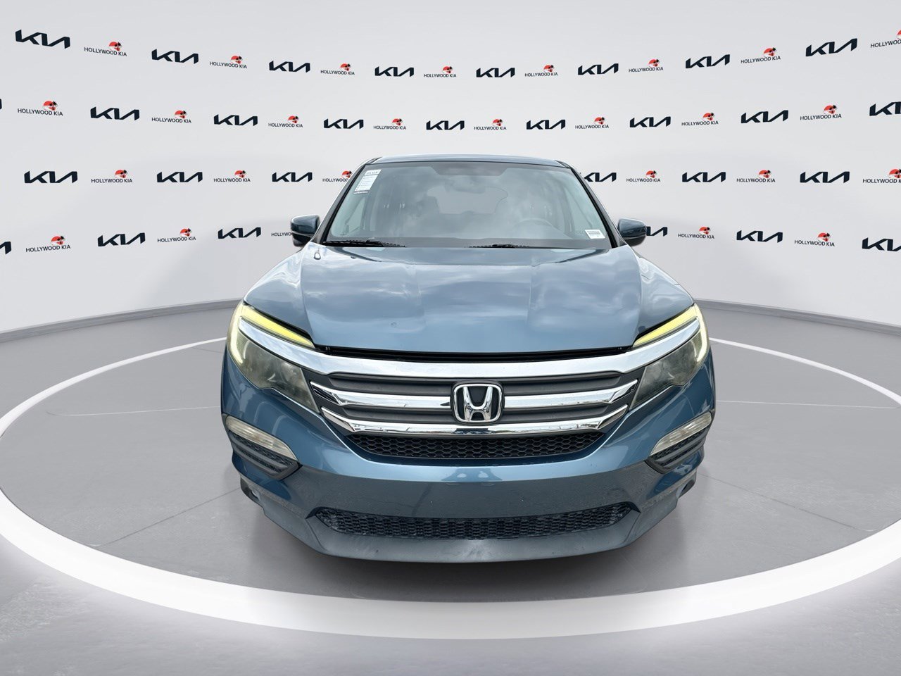 2018 Honda Pilot EX photo 3