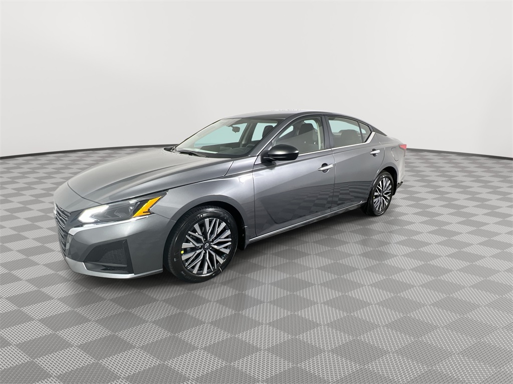 2025 Nissan Altima 2.5 SV photo 3