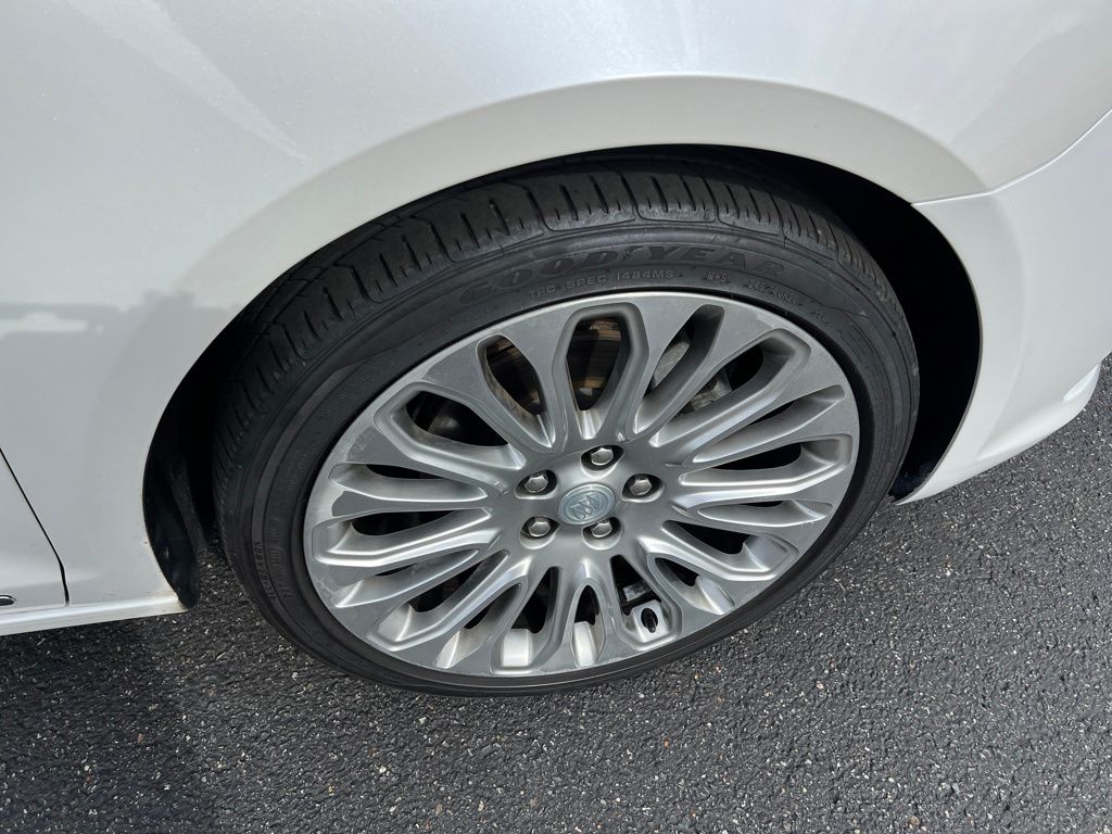 2015 Buick LaCrosse Premium II photo 29