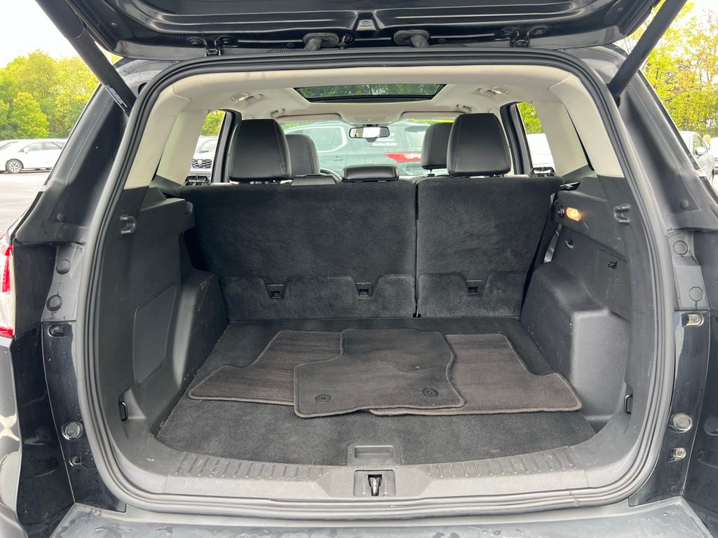 2015 Ford Escape Titanium photo 22