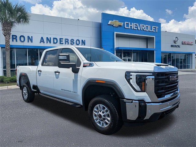 2025 GMC Sierra 2500HD Pro's photo