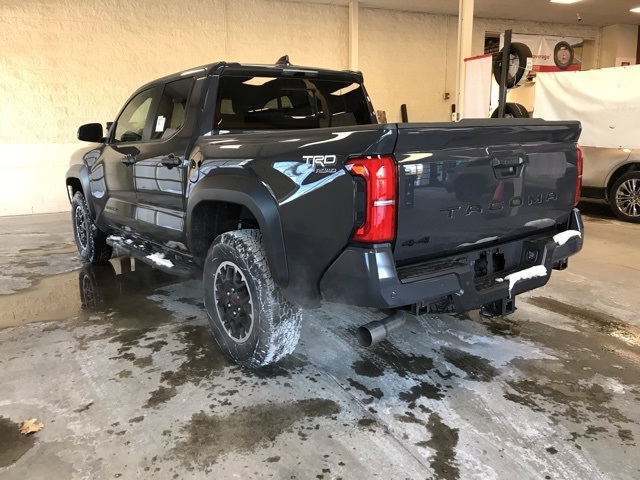 2025 Toyota Tacoma TRD Off-Road Double Cab photo 5