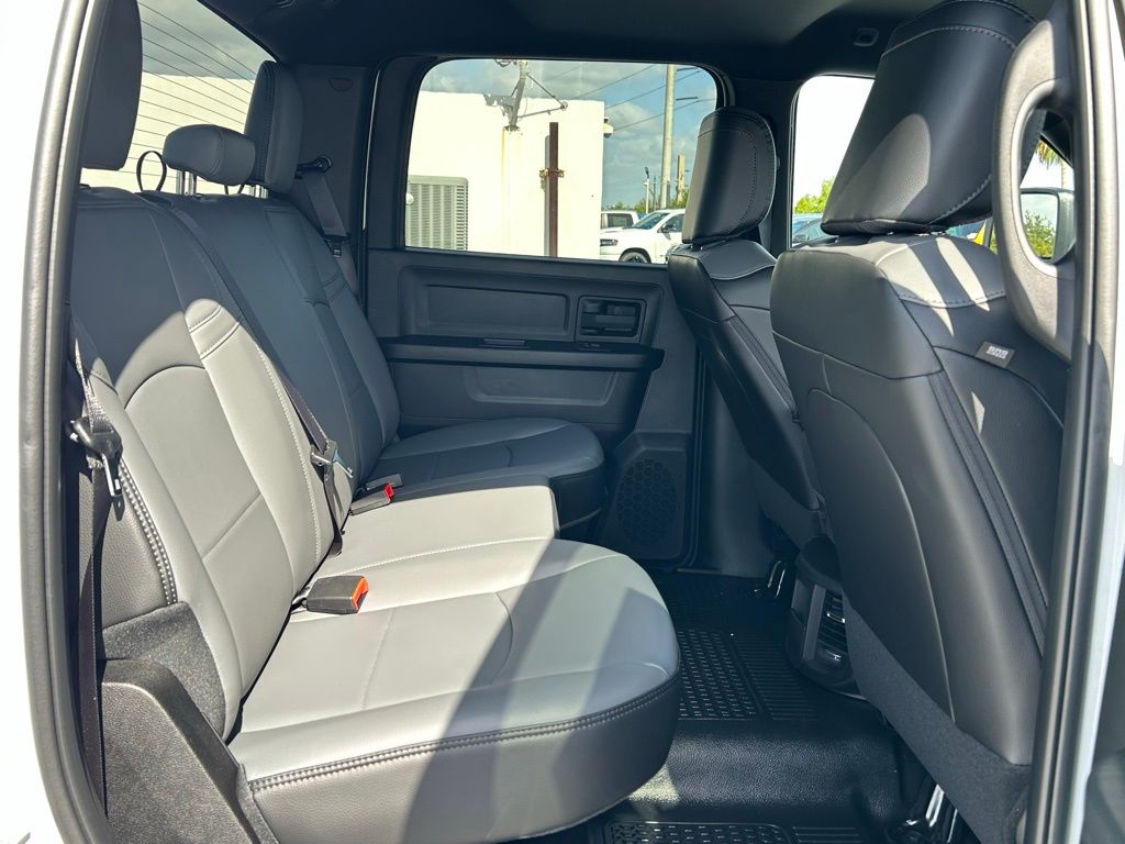2025 Ram 2500 Tradesman photo 26