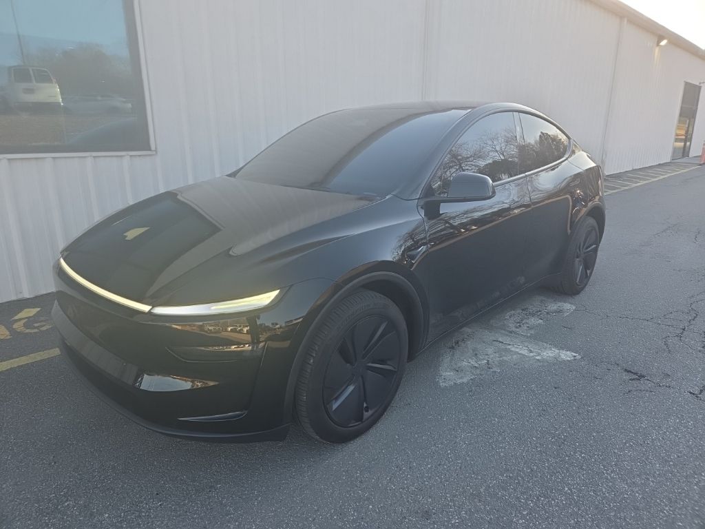 2026 Tesla Model Y Base's photo
