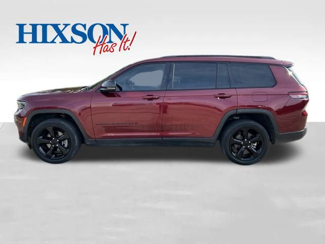 2022 Jeep Grand Cherokee Altitude photo 2