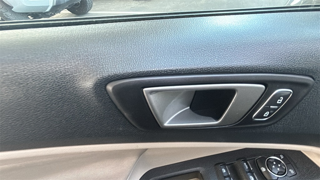2021 Ford EcoSport SE photo 12