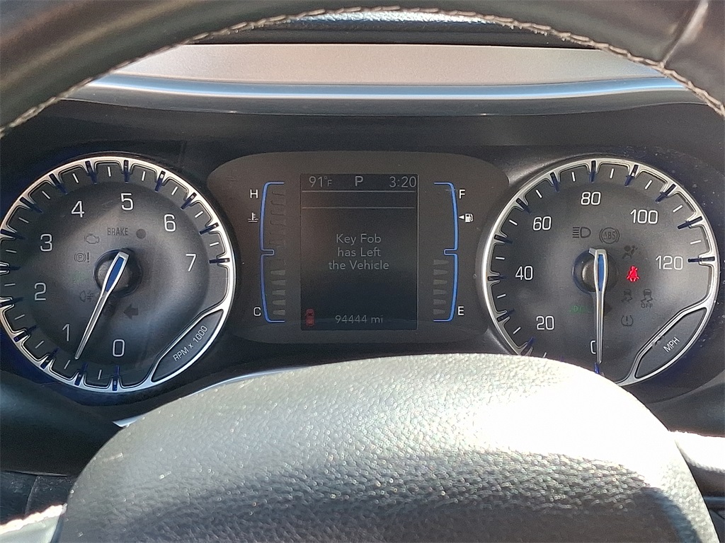 2018 Chrysler Pacifica Touring Plus photo 25
