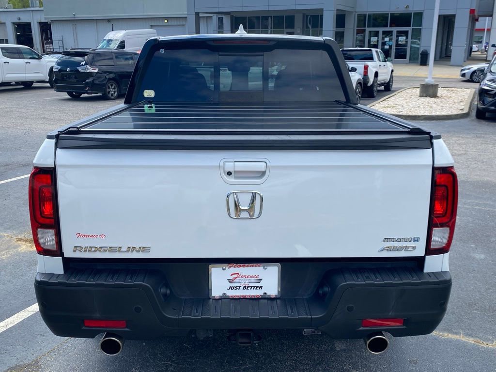 2021 Honda Ridgeline Black Edition photo 7