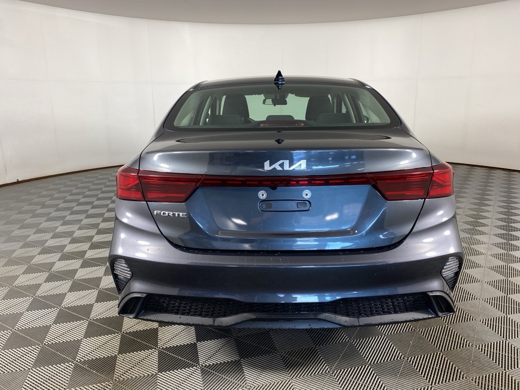 2023 Kia Forte LXS photo 6