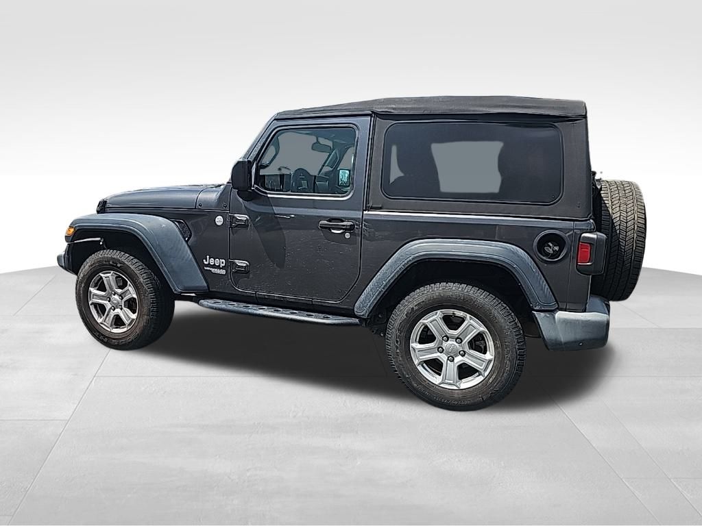 2018 Jeep Wrangler Sport S photo 4