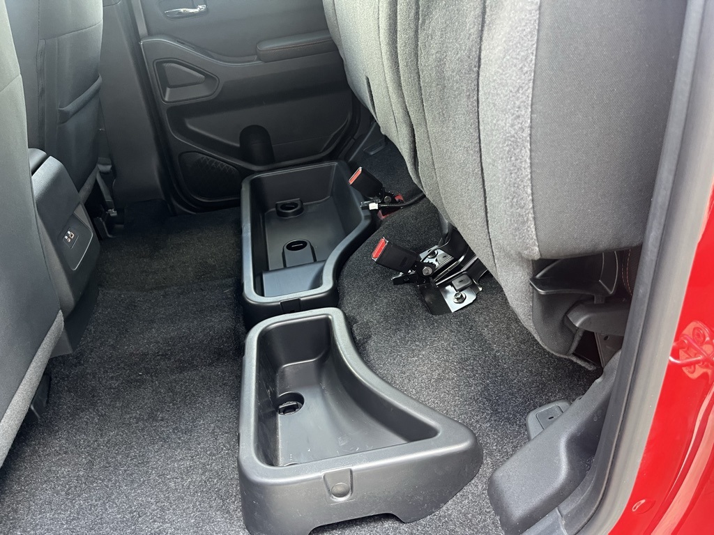 2023 Nissan Frontier PRO-4X photo 16