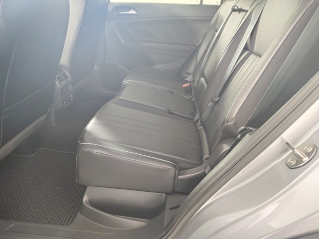 2024 Volkswagen Tiguan SE Wolfsburg Edition photo 10