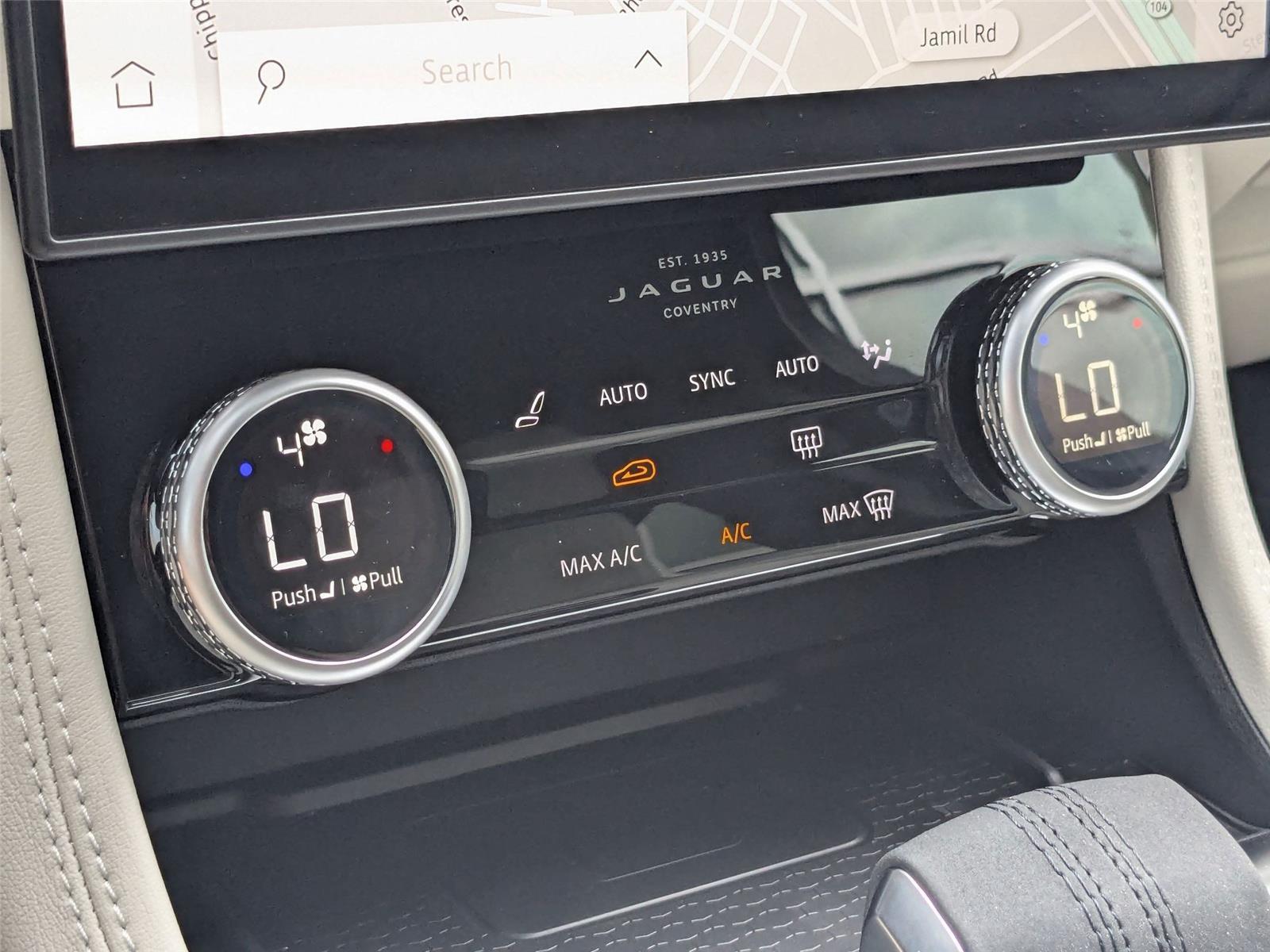 2026 Jaguar F-PACE P250 R-Dynamic S photo 22