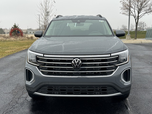2026 Volkswagen Atlas SE Technology photo 3
