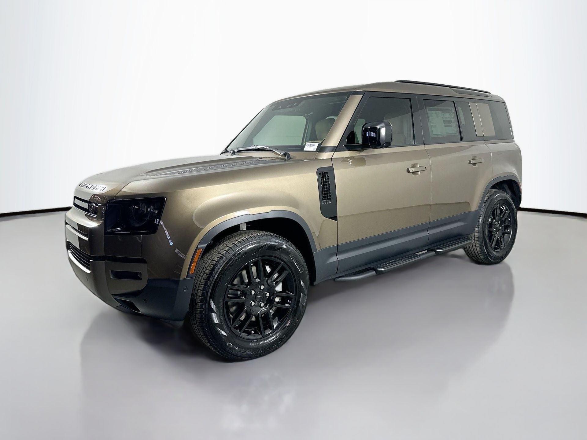 2026 Land Rover Defender S's photo