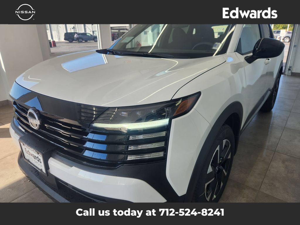 2026 Nissan Kicks SV photo 4