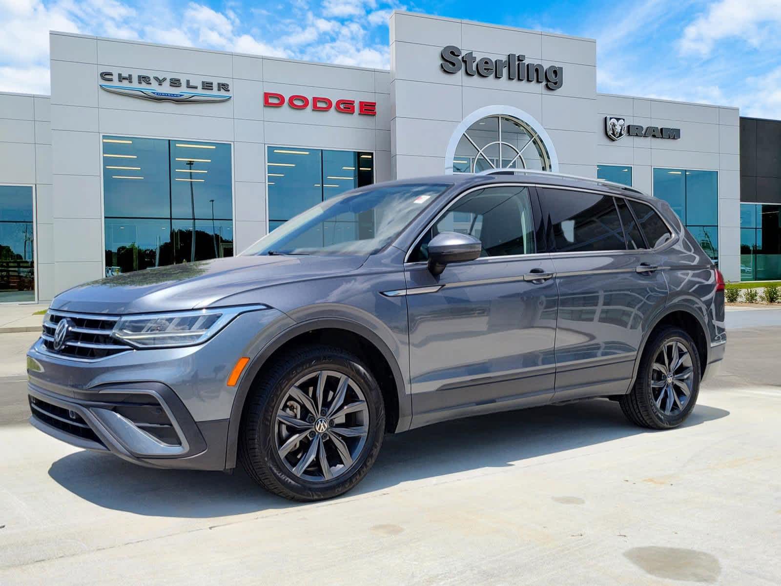 2023 Volkswagen Tiguan SE